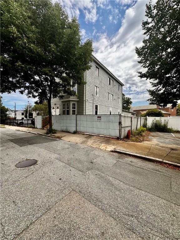 13 Esten St, Providence, RI 02908 - photo 27