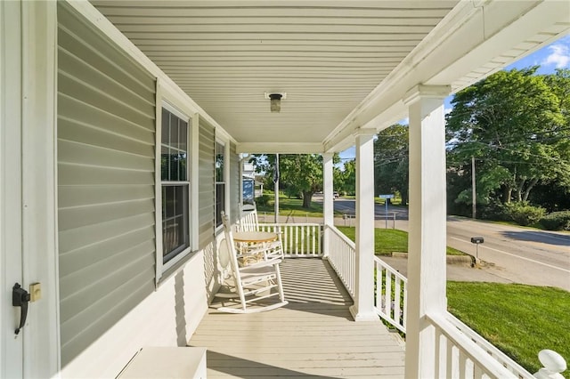 549 Aquidneck Ave, Middletown, RI 02842 - photo 11