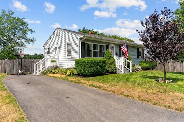 17 Linwood Dr, Coventry, RI 02816 - photo 1