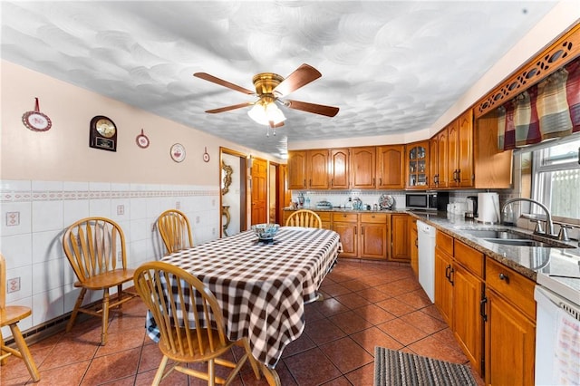 350 School St, Pawtucket, RI 02860 - photo 11