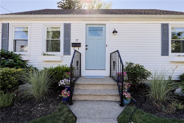 33 Providence Ave, East Providence, RI 02915 - photo 4