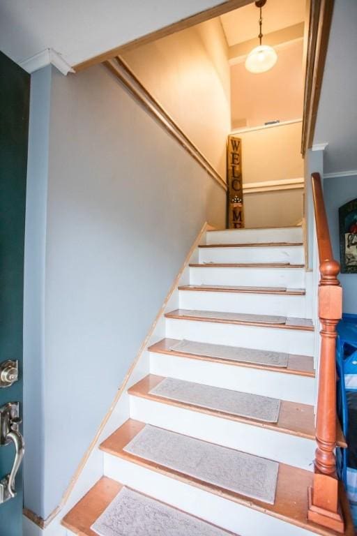 7 Greenbrier Rd, West Warwick, RI 02893 - photo 5