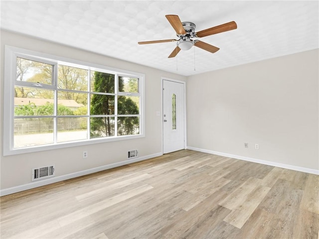 4 Ellsworth St, Warwick, RI 02886 - photo 4