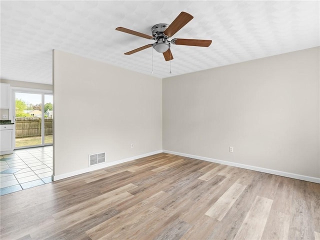 4 Ellsworth St, Warwick, RI 02886 - photo 8