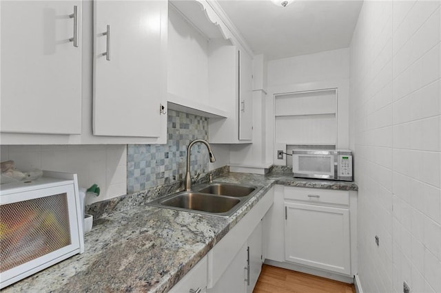 603 Pine St, Central Falls, RI 02863 - photo 5