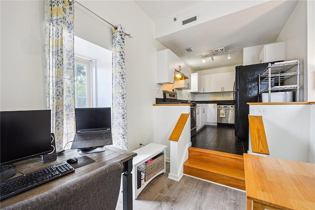 25 Water St Unit 101, East Greenwich, RI 02818 - photo 18