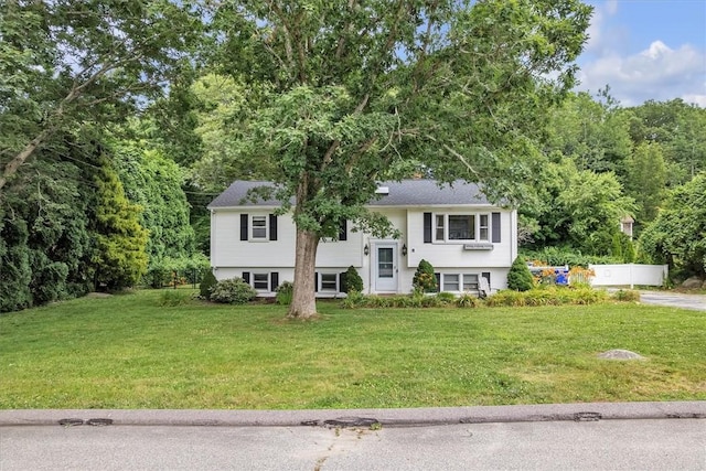 8 Tonkawa Ave, Westerly, RI 02891 - photo 2