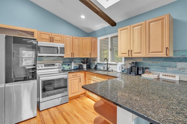 8 Tonkawa Ave, Westerly, RI 02891 - photo 7
