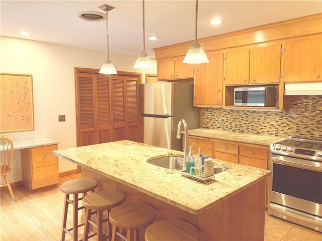 25 Maplecrest Dr, Smithfield, RI 02828 - photo 9