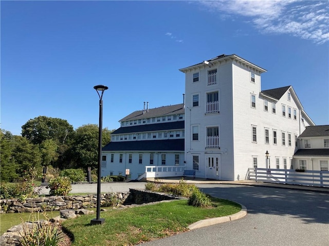 40 Web Ave Unit 214, North Kingstown, RI 02852 - photo 14
