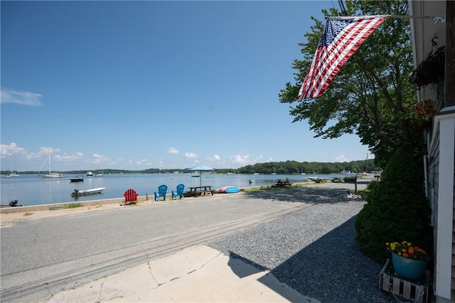 22 Harrison St, Bristol, RI 02809 - photo 2