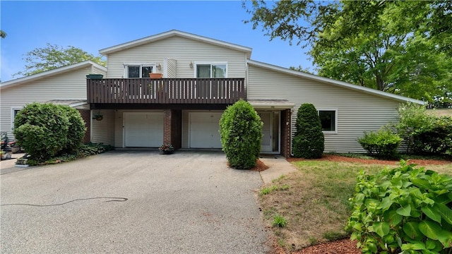 993 Williamsburg Cir, Warwick, RI 02886 - photo 1