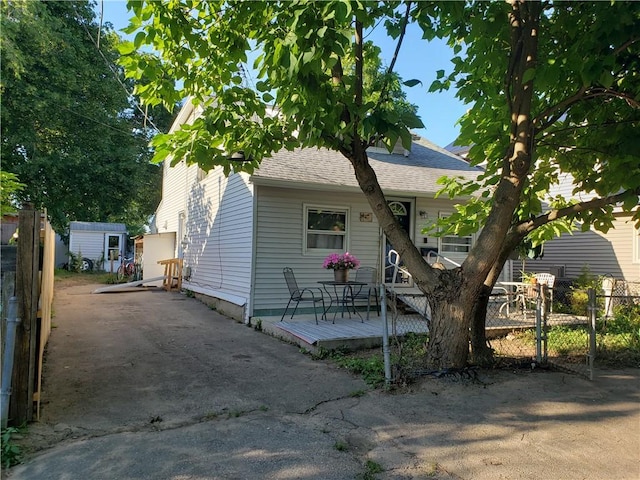 39 Ottawa Ave, Warwick, RI 02889 - photo 2