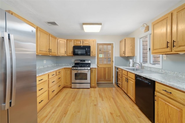 81 Edmond Dr, Warwick, RI 02886 - photo 8