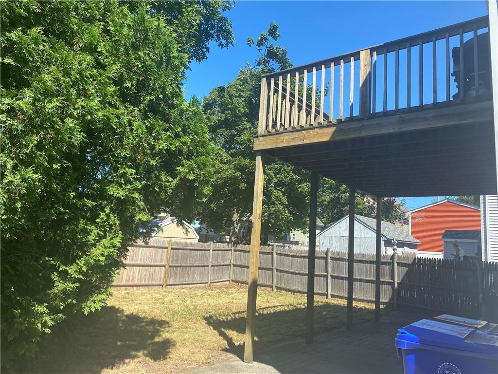 33 Pine St, East Providence, RI 02915 - photo 3