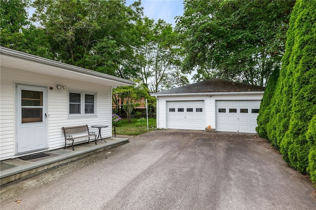 11 Longvue Ave, Westerly, RI 02891 - photo 3
