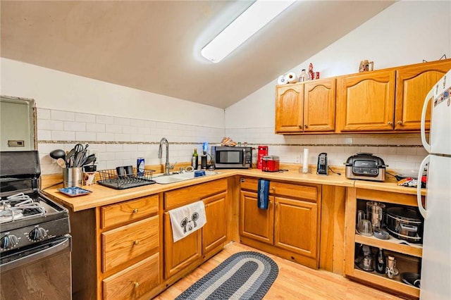 460 Hammet Rd, Coventry, RI 02816 - photo 18