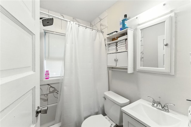 40 Baxter St, Woonsocket, RI 02895 - photo 12