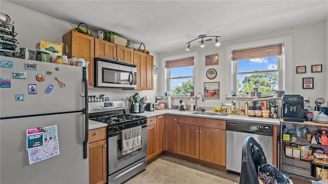 309 Highland Ave, Providence, RI 02906 - photo 20