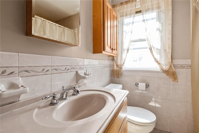 99 Mink Rd, Providence, RI 02908 - photo 14