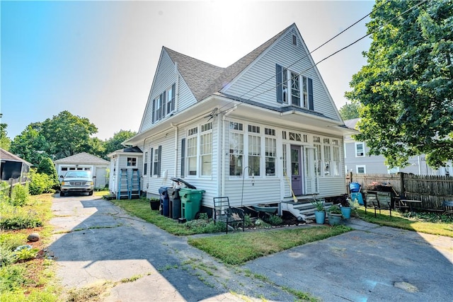 48 Central St, Warwick, RI 02886 - photo 3