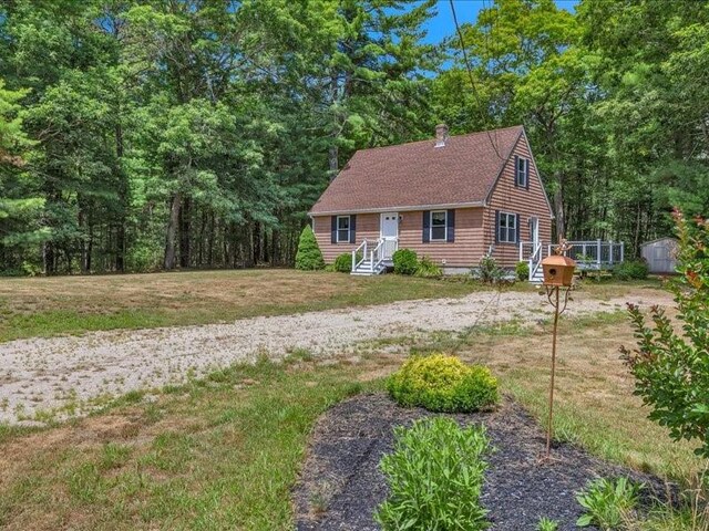 37 Riverview Dr, Charlestown, RI 02813 - photo 2