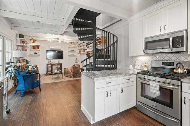 3 Bridge St, Newport, RI 02840 - photo 30