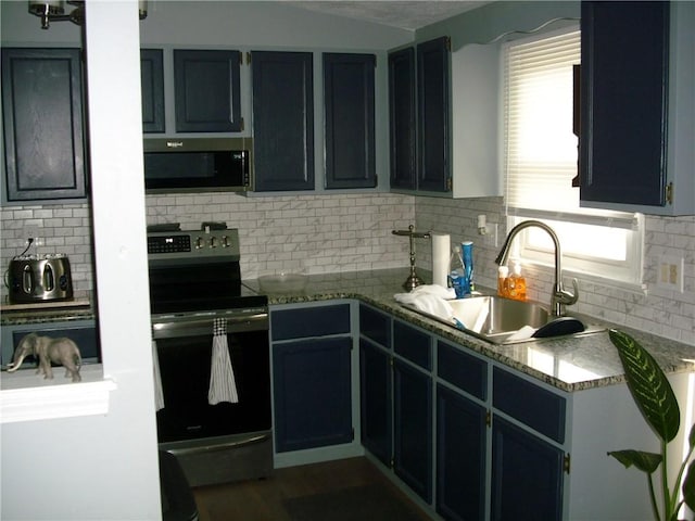 162 Pine St, Warwick, RI 02888 - photo 7