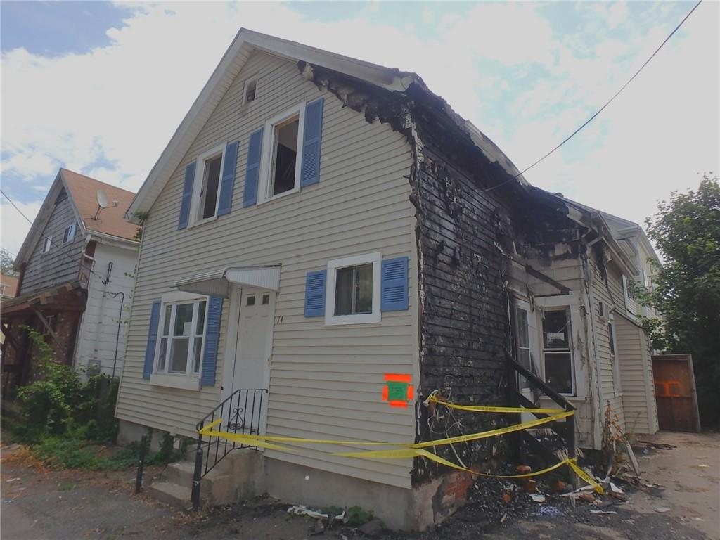 14 Martin Ct, Pawtucket, RI 02860 - photo 2