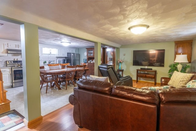 275 Columbus Ave, Pawtucket, RI 02861 - photo 24