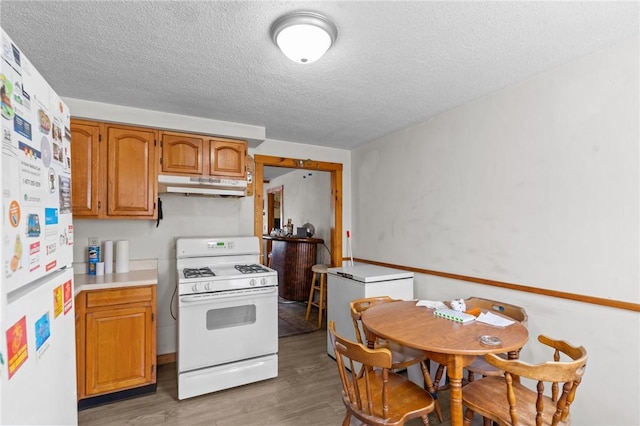 57 Pleasant St, Woonsocket, RI 02895 - photo 22