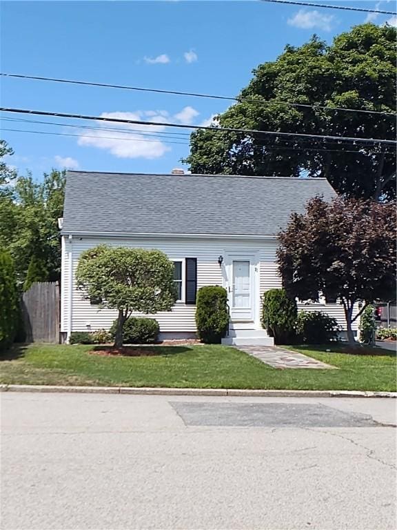 21 Urban Ave, Pawtucket, RI 02860 - photo 2