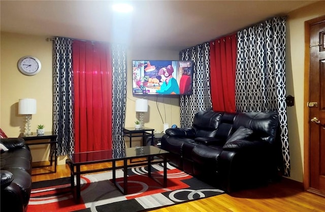 16 Vineyard St, Pawtucket, RI 02860 - photo 2