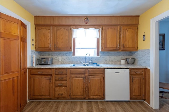 185 Hunts Ave, Pawtucket, RI 02861 - photo 7
