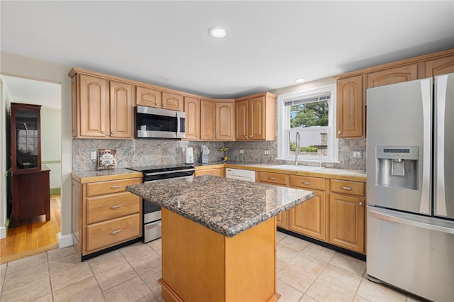 12 Hagen Ave, Cranston, RI 02920 - photo 5