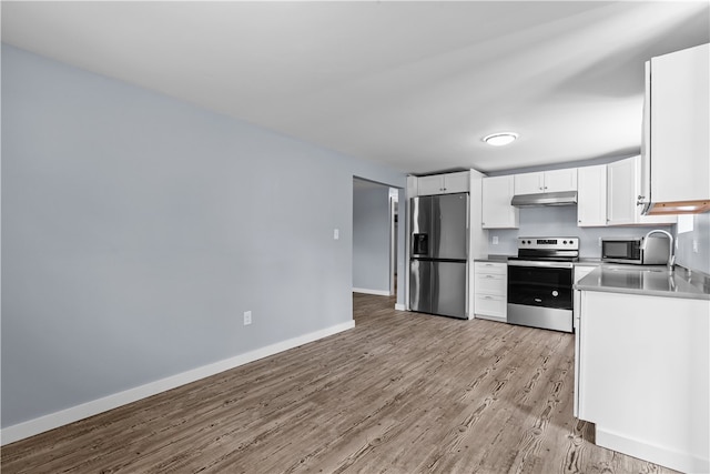 132 Maple Ave, Middletown, RI 02842 - photo 10