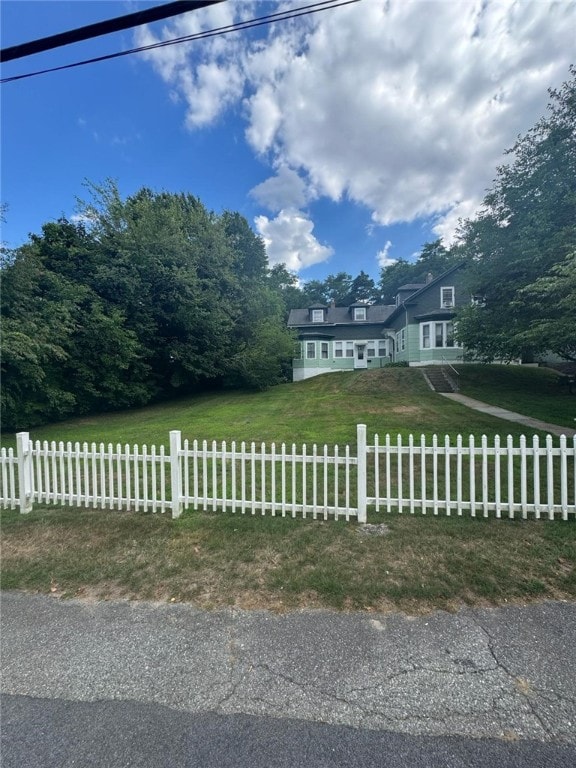 40 Youngs Ave, West Warwick, RI 02893 - photo 2