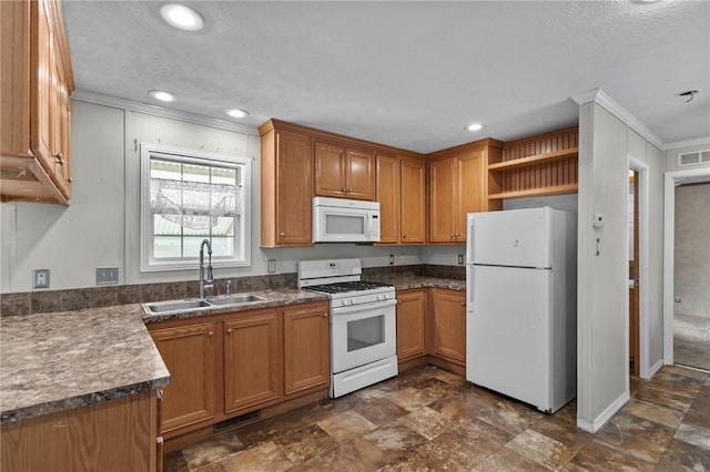 979 Toll Gate Rd, Warwick, RI 02886 - photo 10