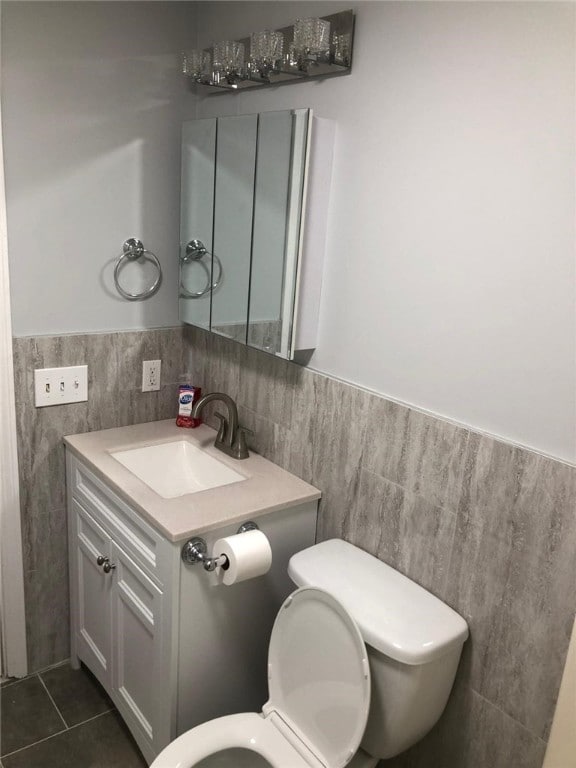 422 Smithfield Ave Unit 1, Pawtucket, RI 02860 - photo 2