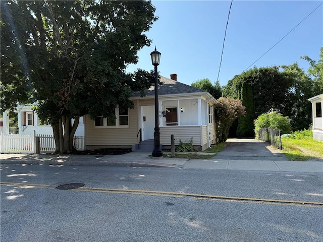 92 N Maple Ave NE, Barrington, RI 02806 - photo 2