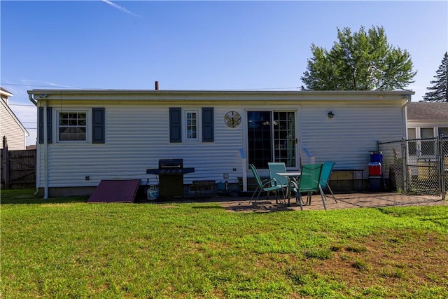 173 Vineyard Rd, Warwick, RI 02889 - photo 3