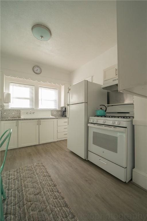 33 Fulton St, Warwick, RI 02889 - photo 15