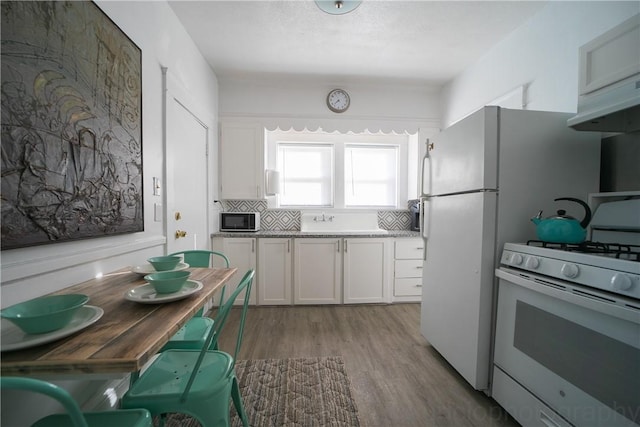 33 Fulton St, Warwick, RI 02889 - photo 21