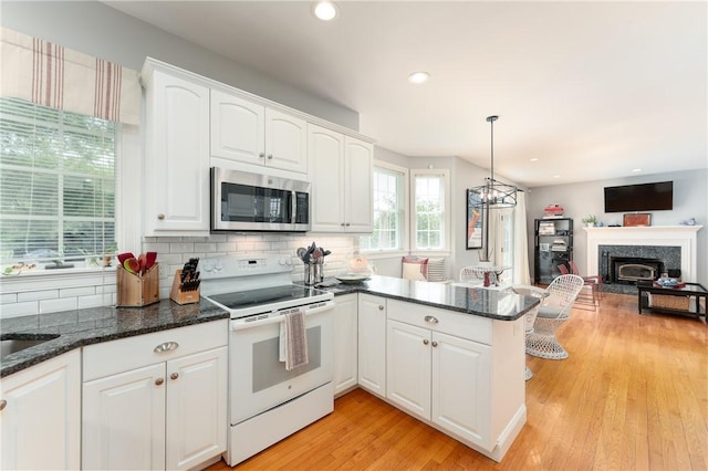 167 Meadow Ln, Middletown, RI 02842 - photo 14