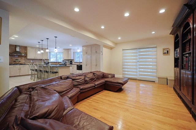 65 Sargent Ave, Providence, RI 02906 - photo 11