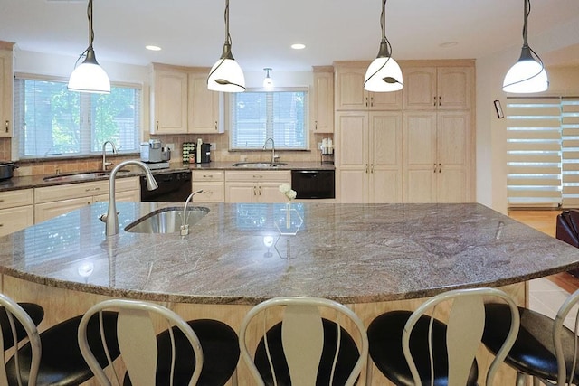 65 Sargent Ave, Providence, RI 02906 - photo 14