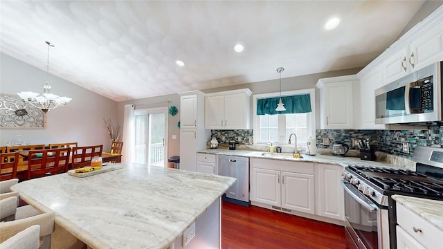 8 Kingston St, Johnston, RI 02919 - photo 5