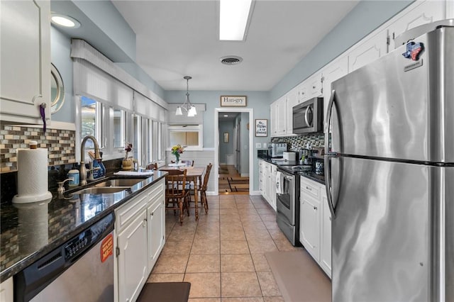 220 Deerfield Rd, Cranston, RI 02920 - photo 8