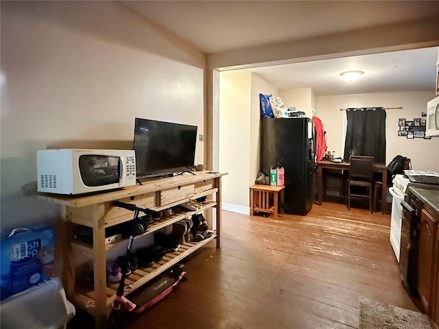 71 Hunts Ave, Pawtucket, RI 02861 - photo 13