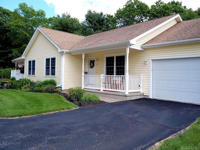 4 Bluebird Ln Unit 4, Dayville, CT 06241 - photo 1